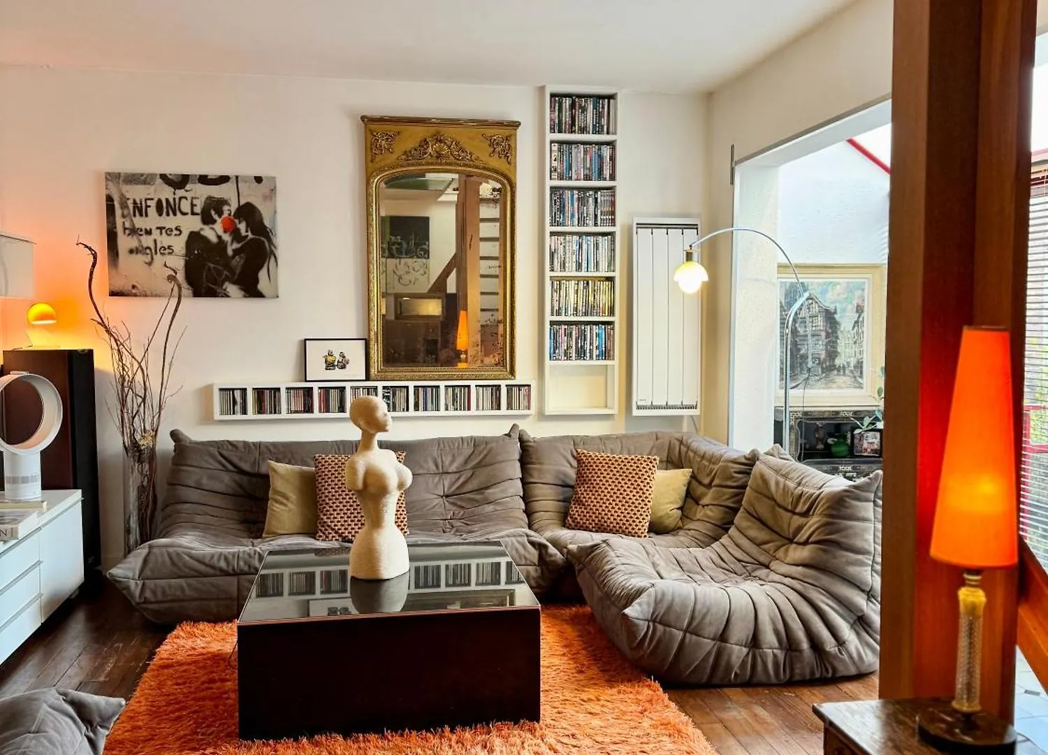 La Maison De Larsenal, Le Coin Des Createurs En Centre De Rennes France