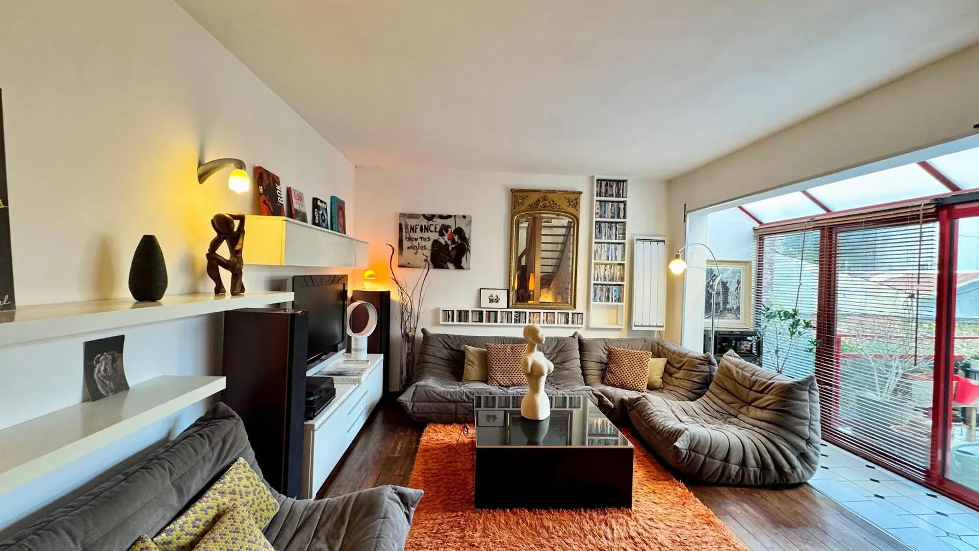 La Maison De Larsenal, Le Coin Des Createurs En Centre De Rennes 0*,  France