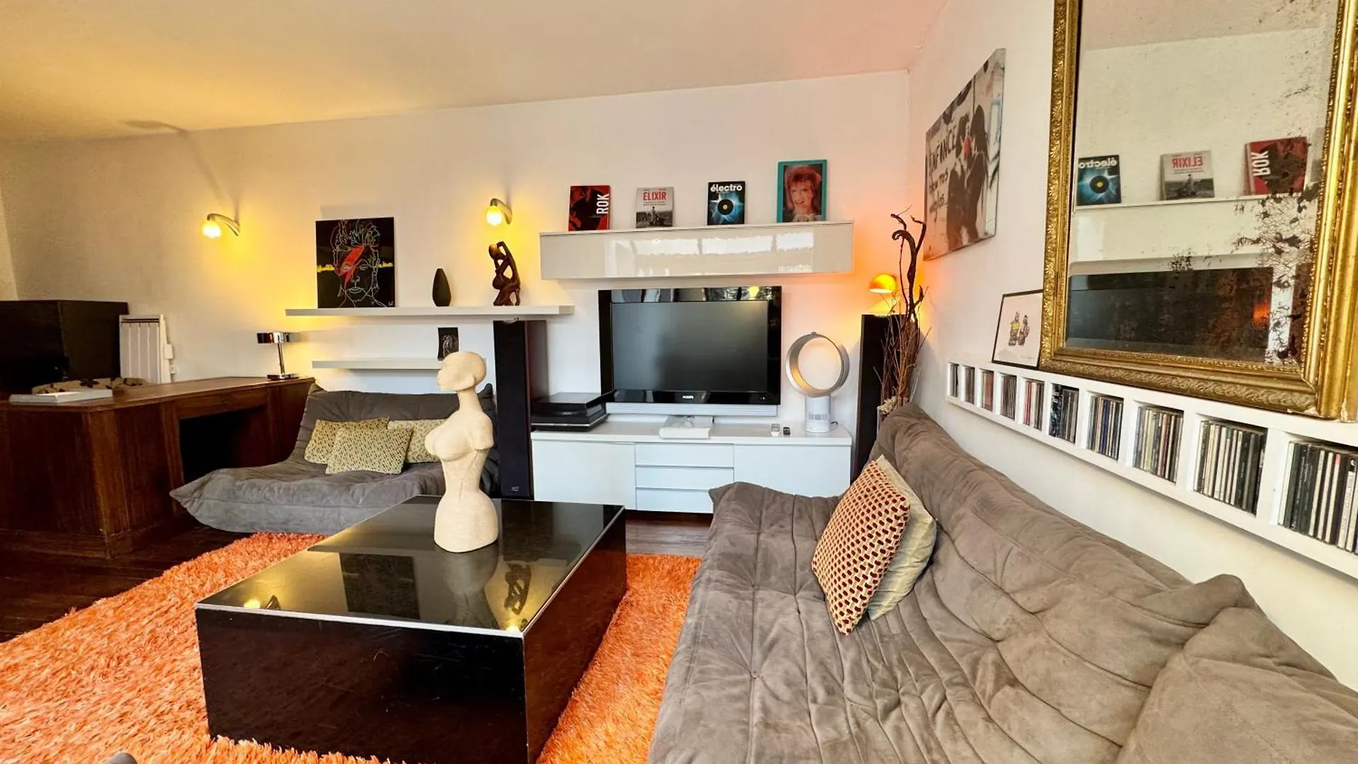 Holiday home La Maison De Larsenal, Le Coin Des Createurs En Centre De Rennes France